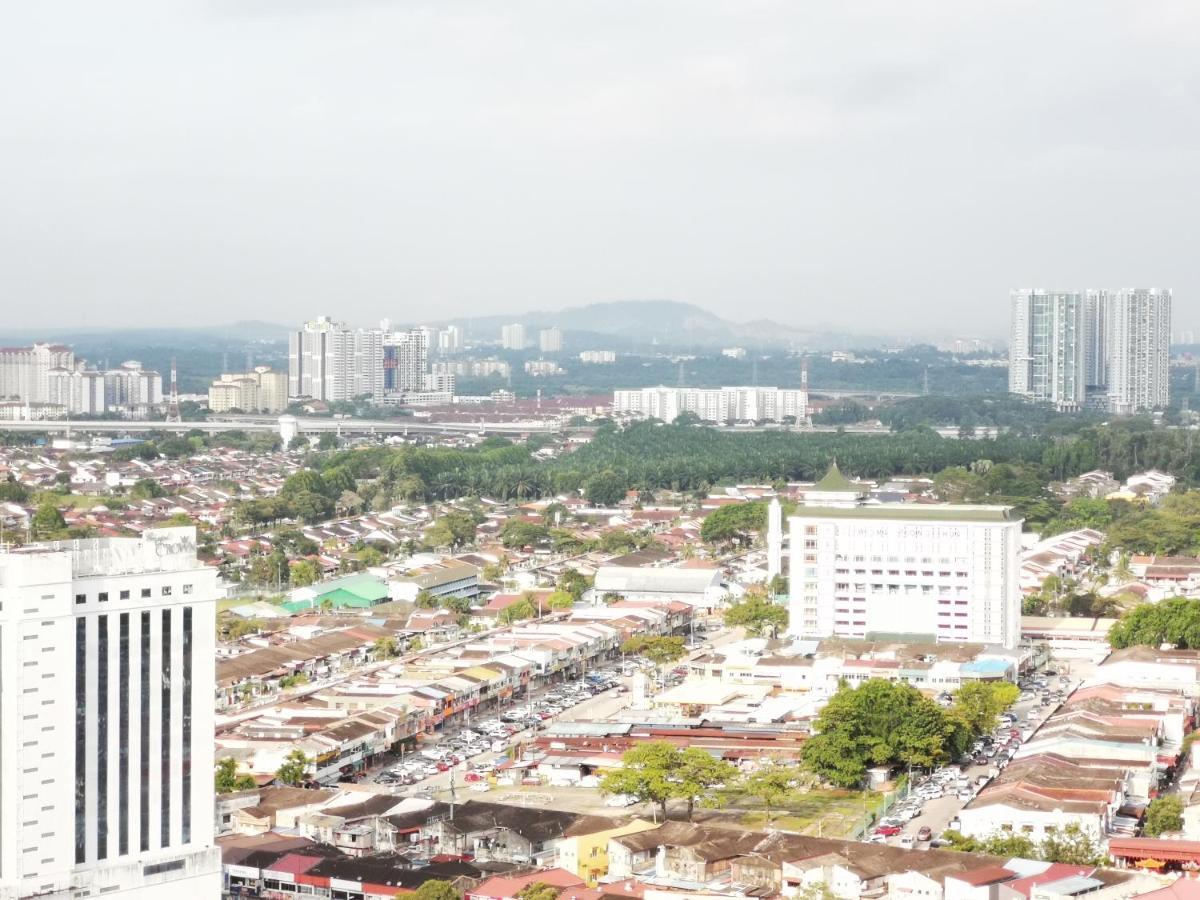 Ksl * Johor Bahru